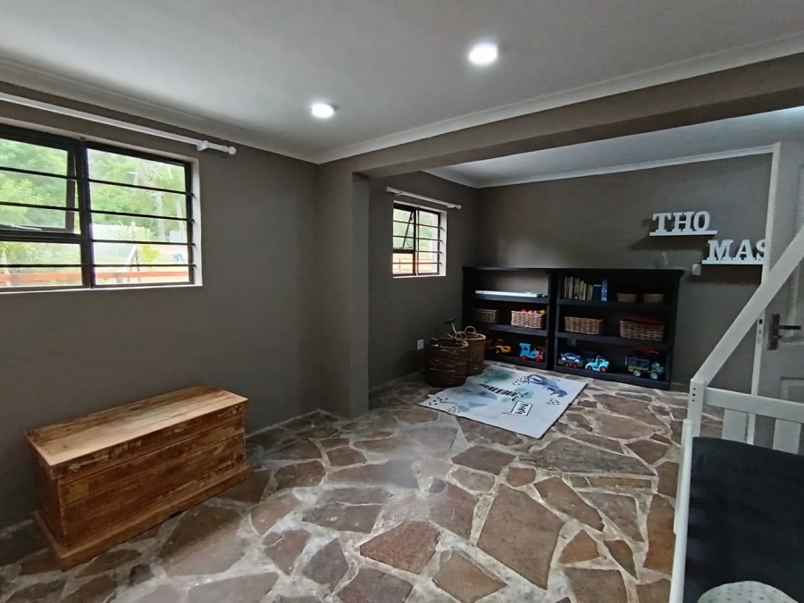Commercial Property for Sale in Colleen Glen Eastern Cape